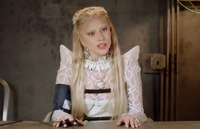 Read more about the article Lady Gaga confirmă continuarea piesei „Telephone”